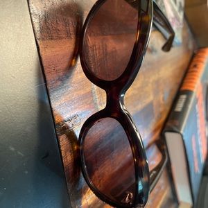 Juicy couture Women’s sunglasses Euc